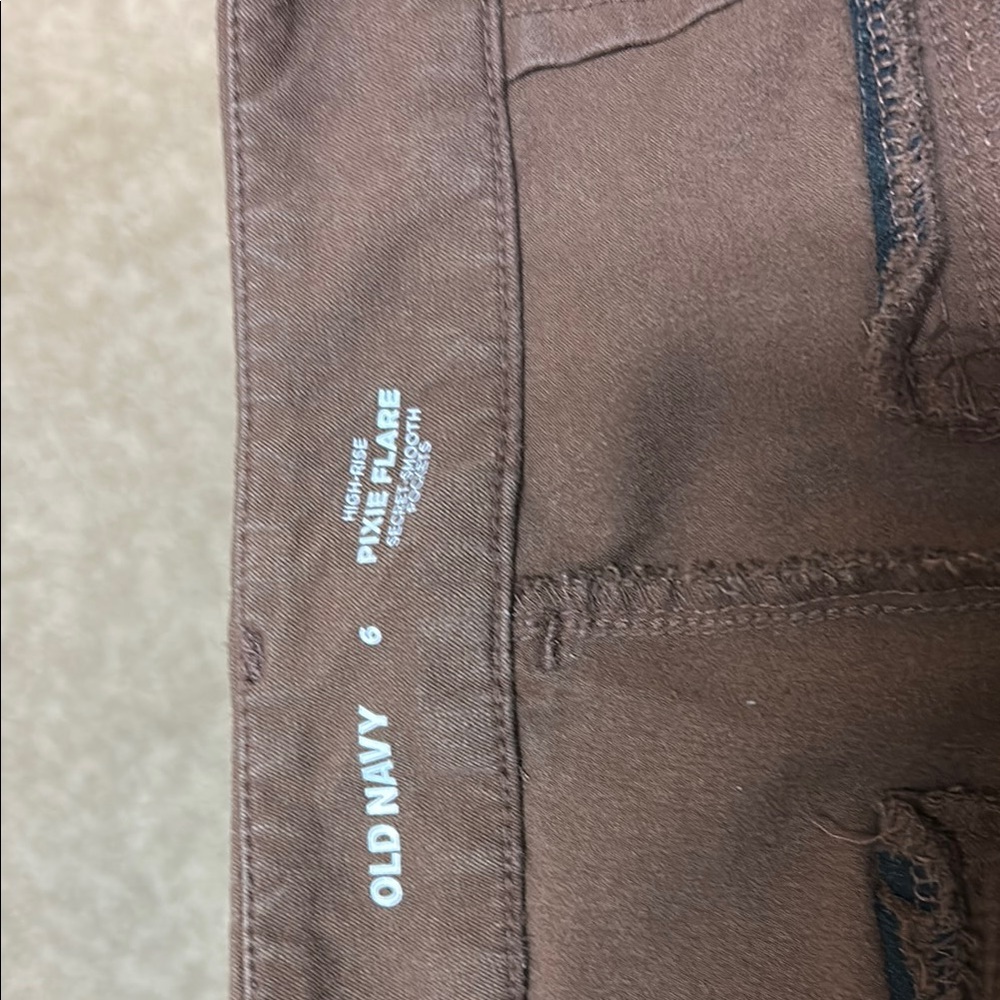 Old Navy Brown PIXIE FLARE Pants size 6